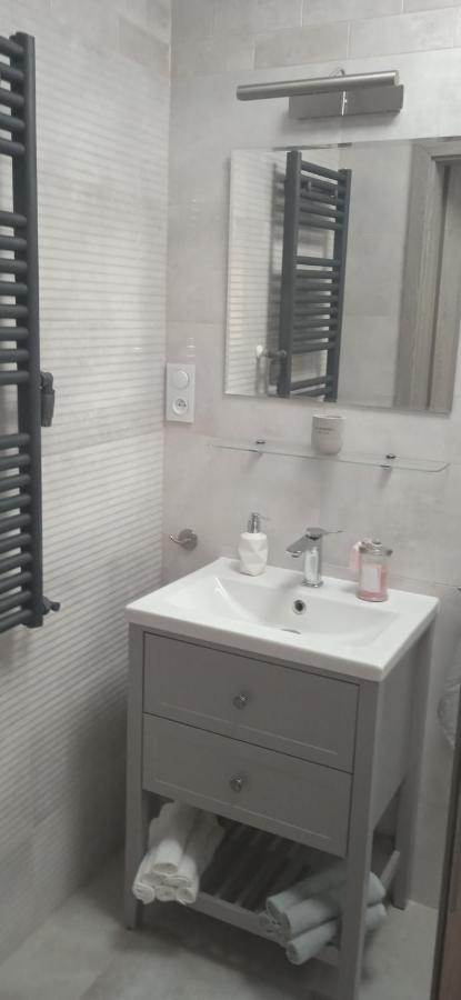 Apartament Klonowa Poznań Esterno foto