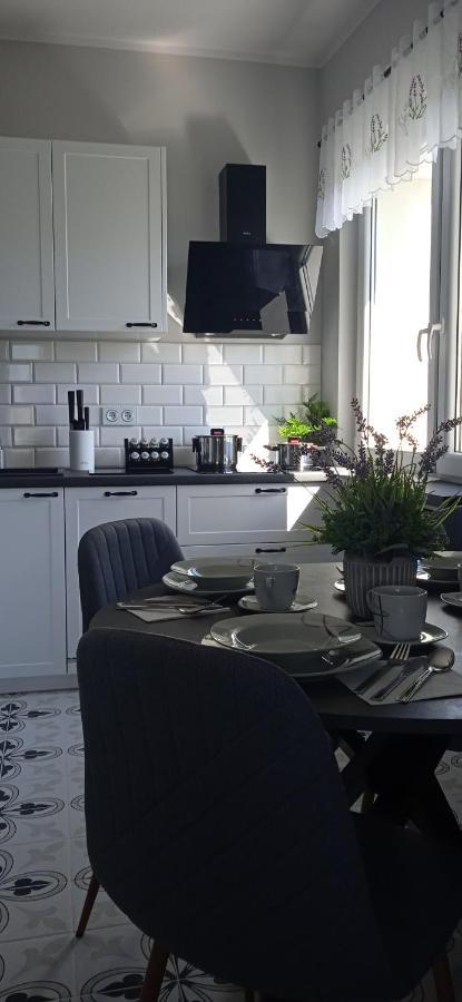 Apartament Klonowa Poznań Esterno foto