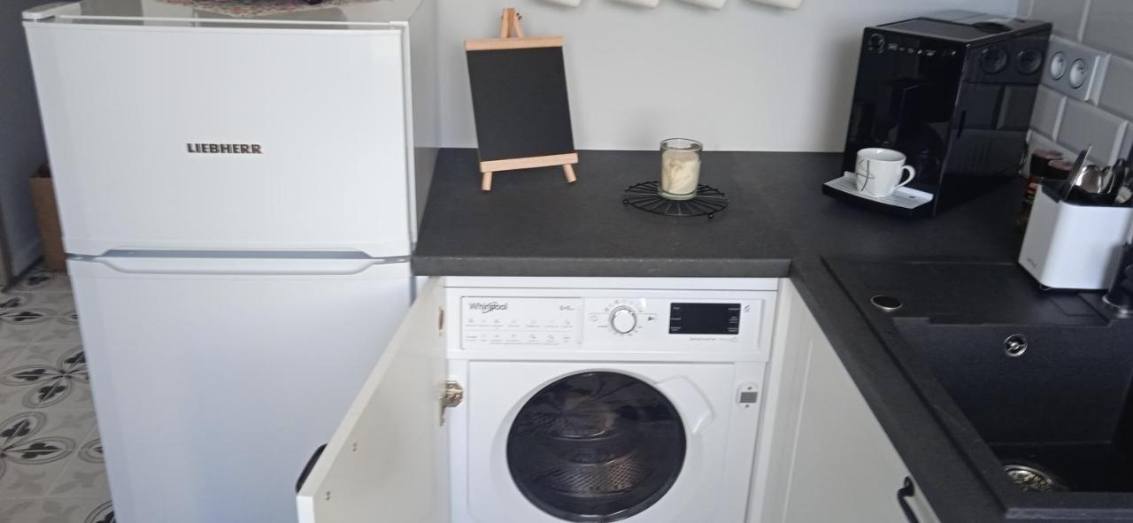 Apartament Klonowa Poznań Esterno foto