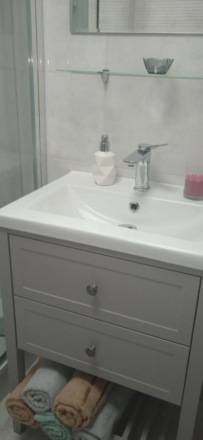 Apartament Klonowa Poznań Esterno foto