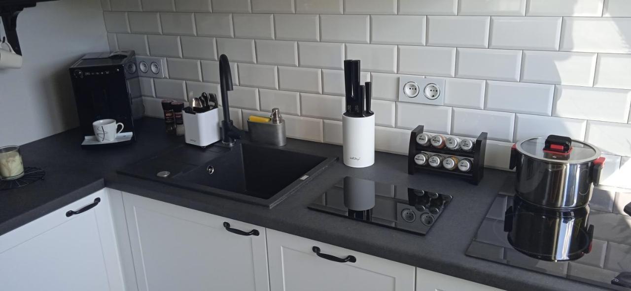 Apartament Klonowa Poznań Esterno foto
