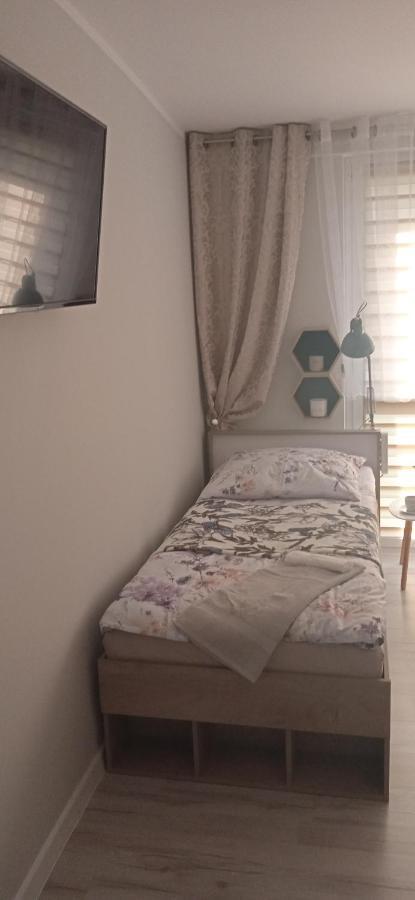 Apartament Klonowa Poznań Esterno foto